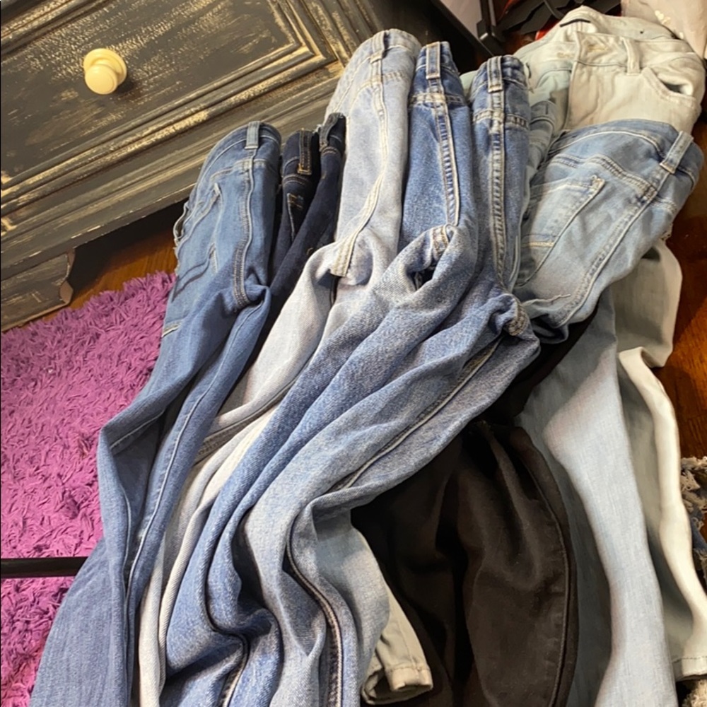 !! JEANS!!!! look on page for individual pictures